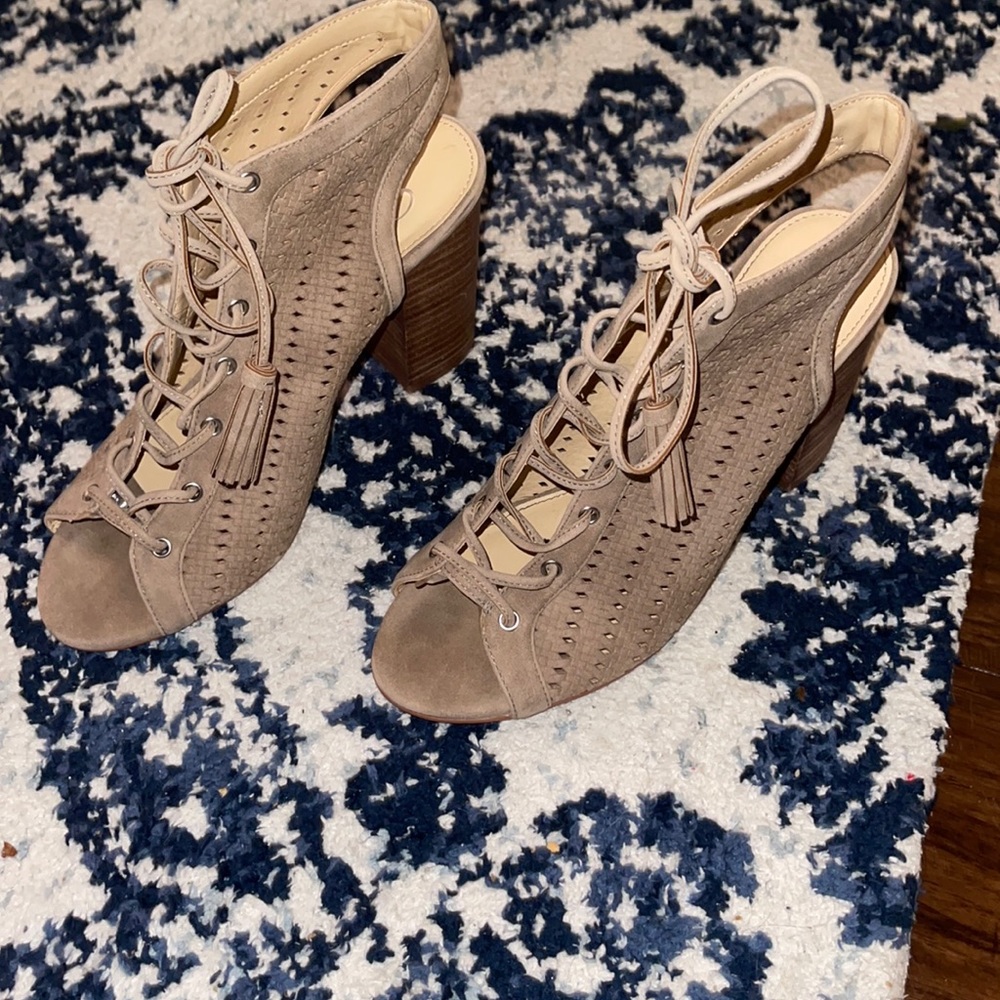 Half wedge heels